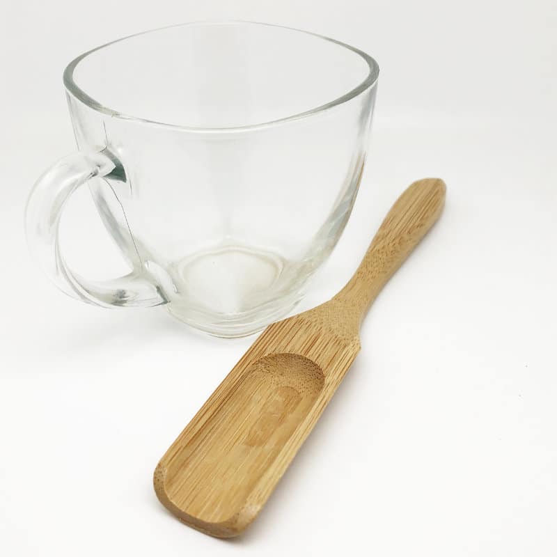 cuillere a the en bois dessus